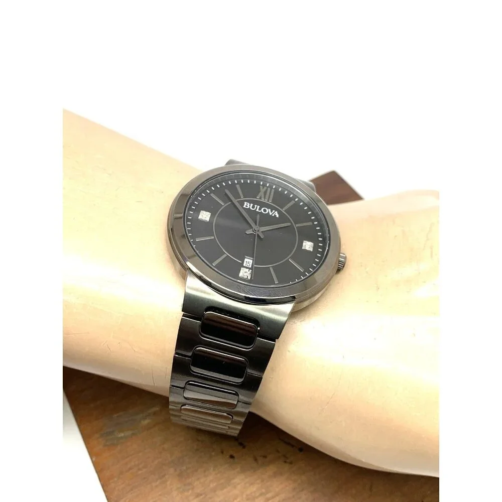 Bulova Mens Watch 98D162 Quartz Gunmetal Black Diamond Dial Stainless Steel 41mm